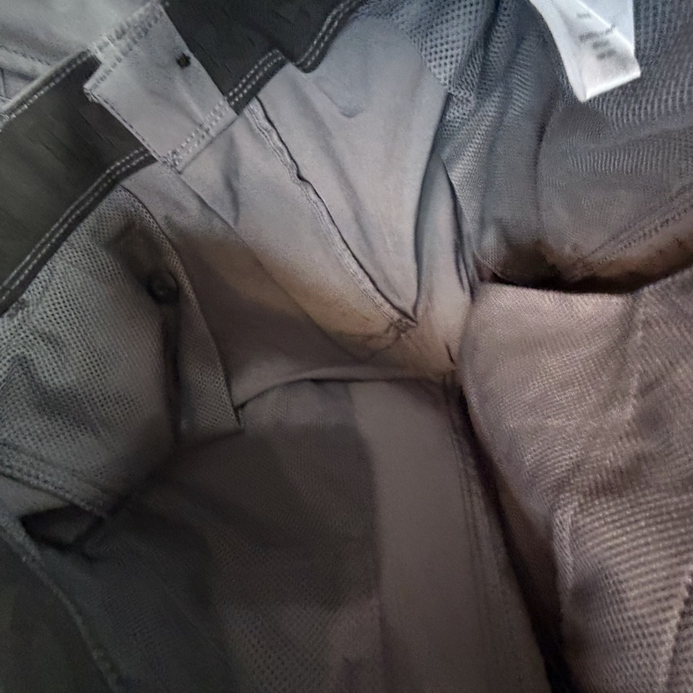 Iron Co Men's Stretch Tech Cargo Short Size 34 Greyhound Gray Sporty Golf - Picture 16 of 16